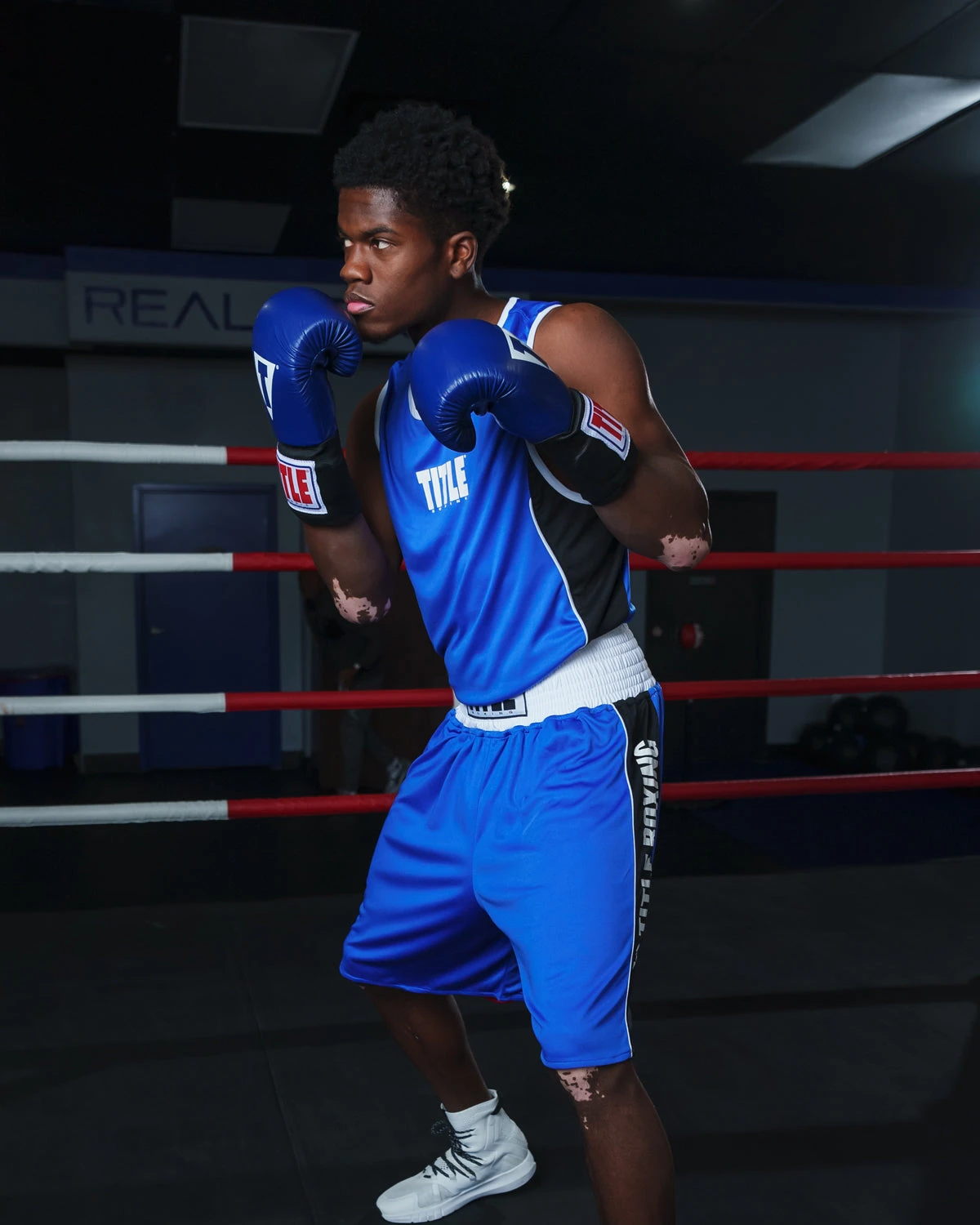 TITLE Boxing Stinger Reversible Amateur Boxing Set 14 TITLE Boxing Stinger Reversible Amateur Boxing Set - Image 14