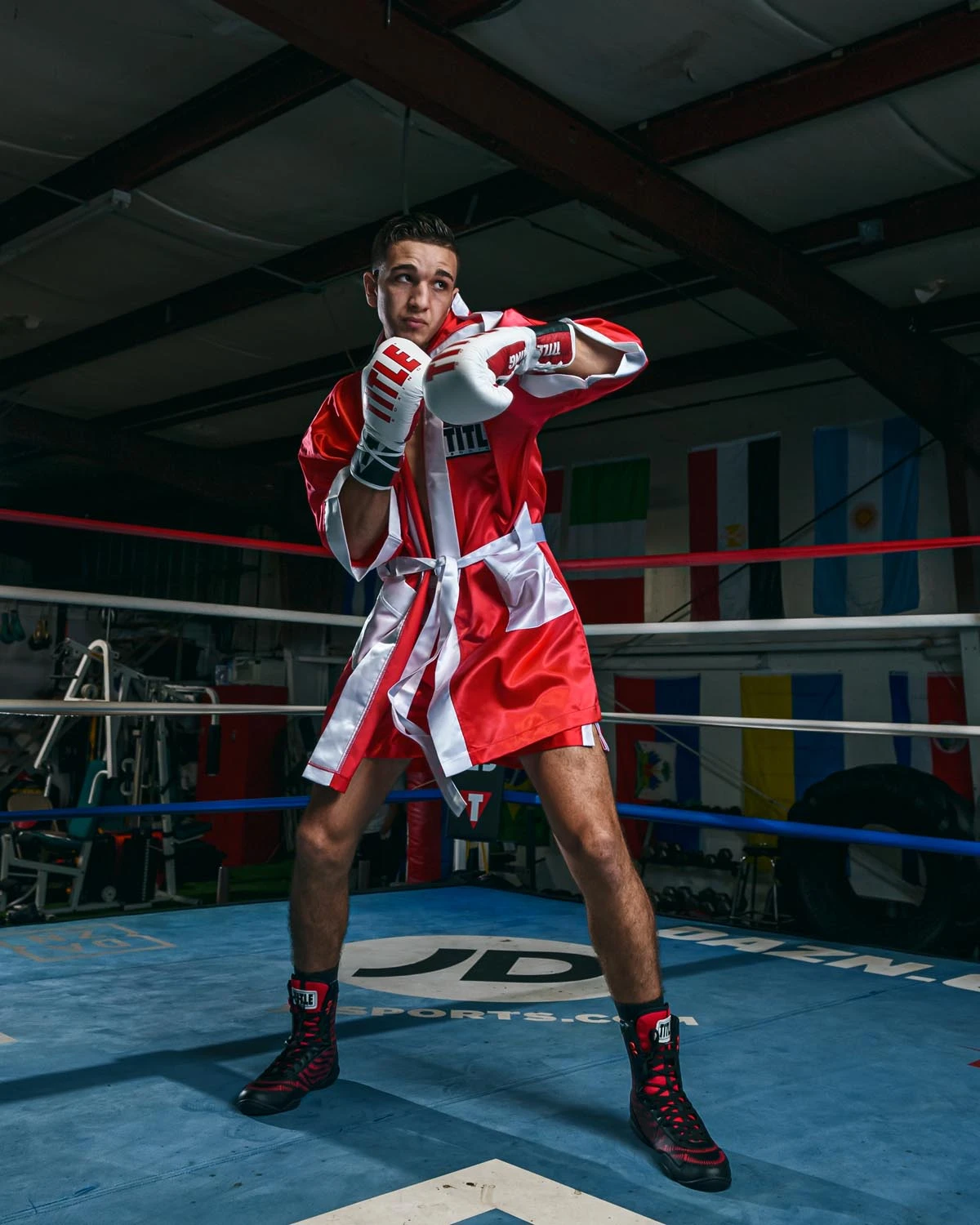 TITLE Boxing Fingertip Robe 15 TITLE Boxing Fingertip Robe - Image 15