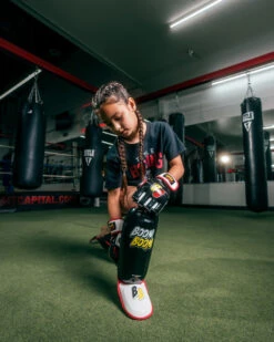 BOOM BOOM Boxing Bomber Youth Shin Guards -ADIDAS || Nike Sales bbbsgy y bk 1