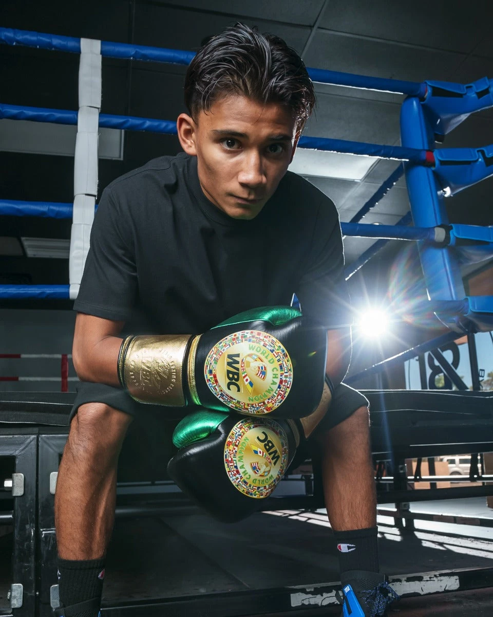 WBC By TITLE Boxing Green Belt Training Gloves 1.0 7 WBC By TITLE Boxing Green Belt Training Gloves 1.0 - Image 7